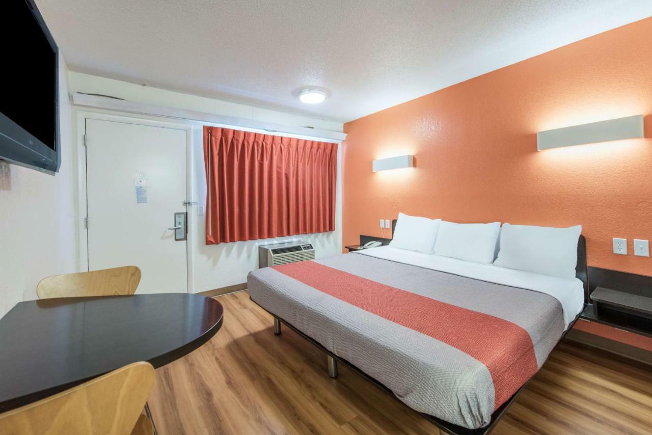Motel 6-Columbus, Oh - Worthington Eksteriør billede