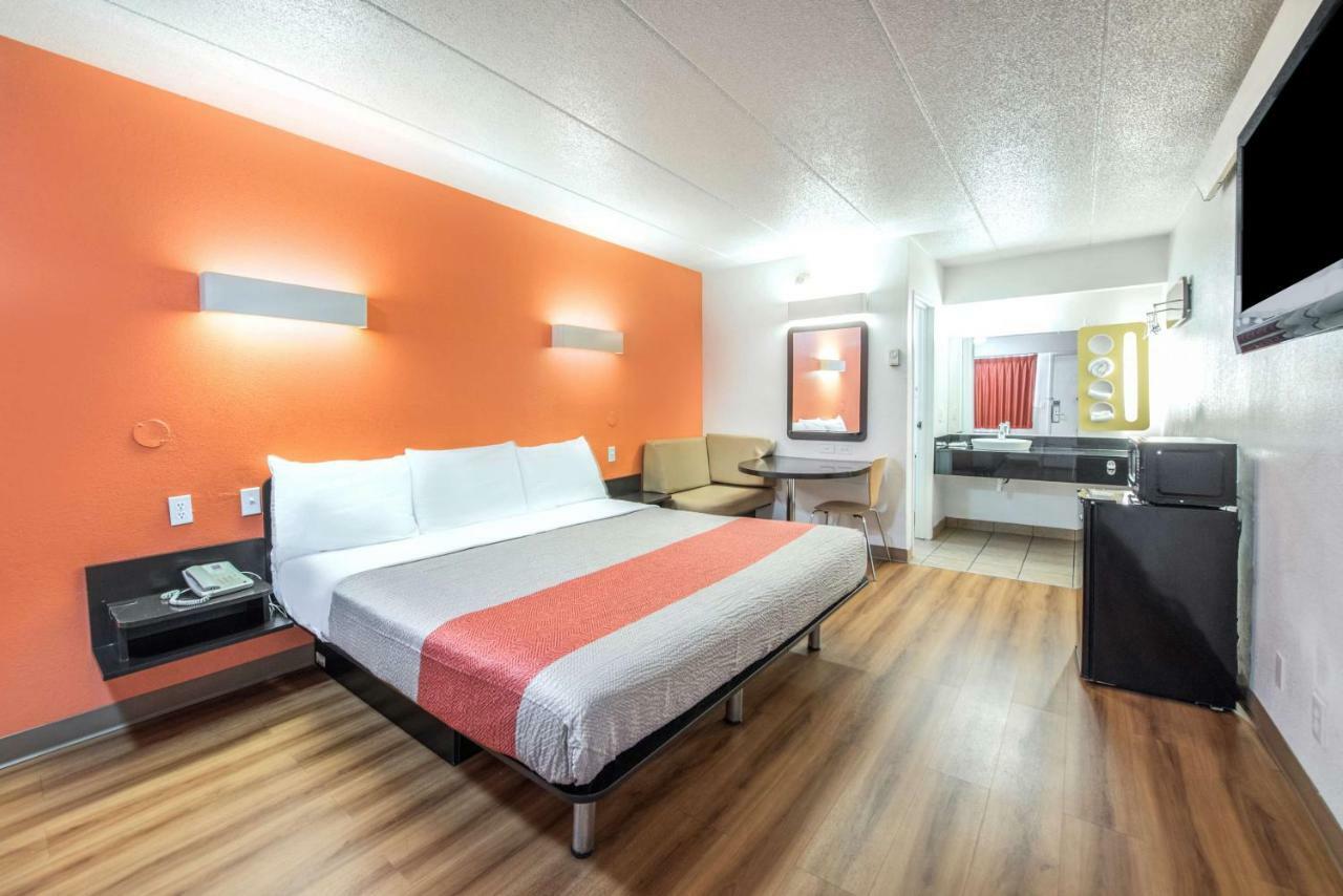 Motel 6-Columbus, Oh - Worthington Eksteriør billede