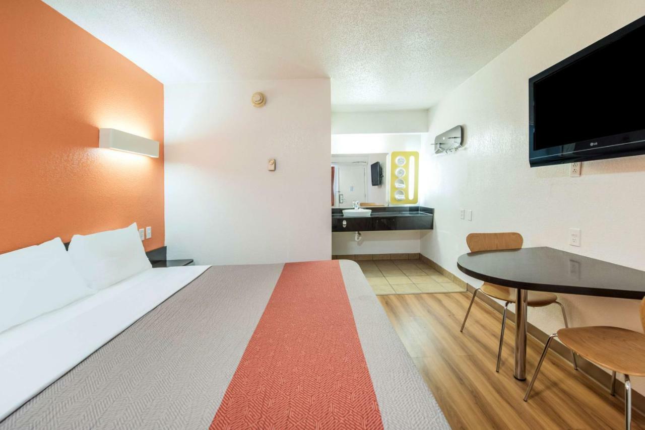 Motel 6-Columbus, Oh - Worthington Eksteriør billede