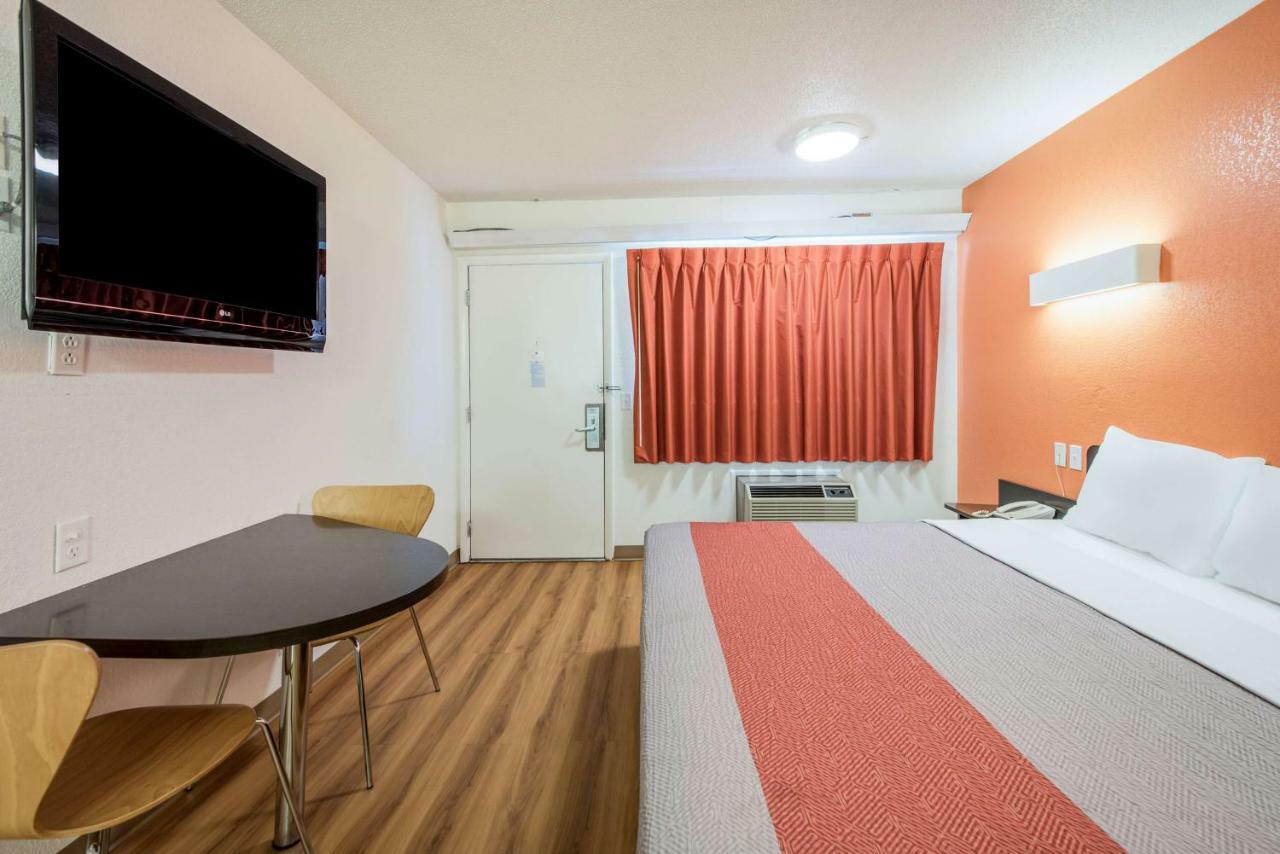 Motel 6-Columbus, Oh - Worthington Eksteriør billede